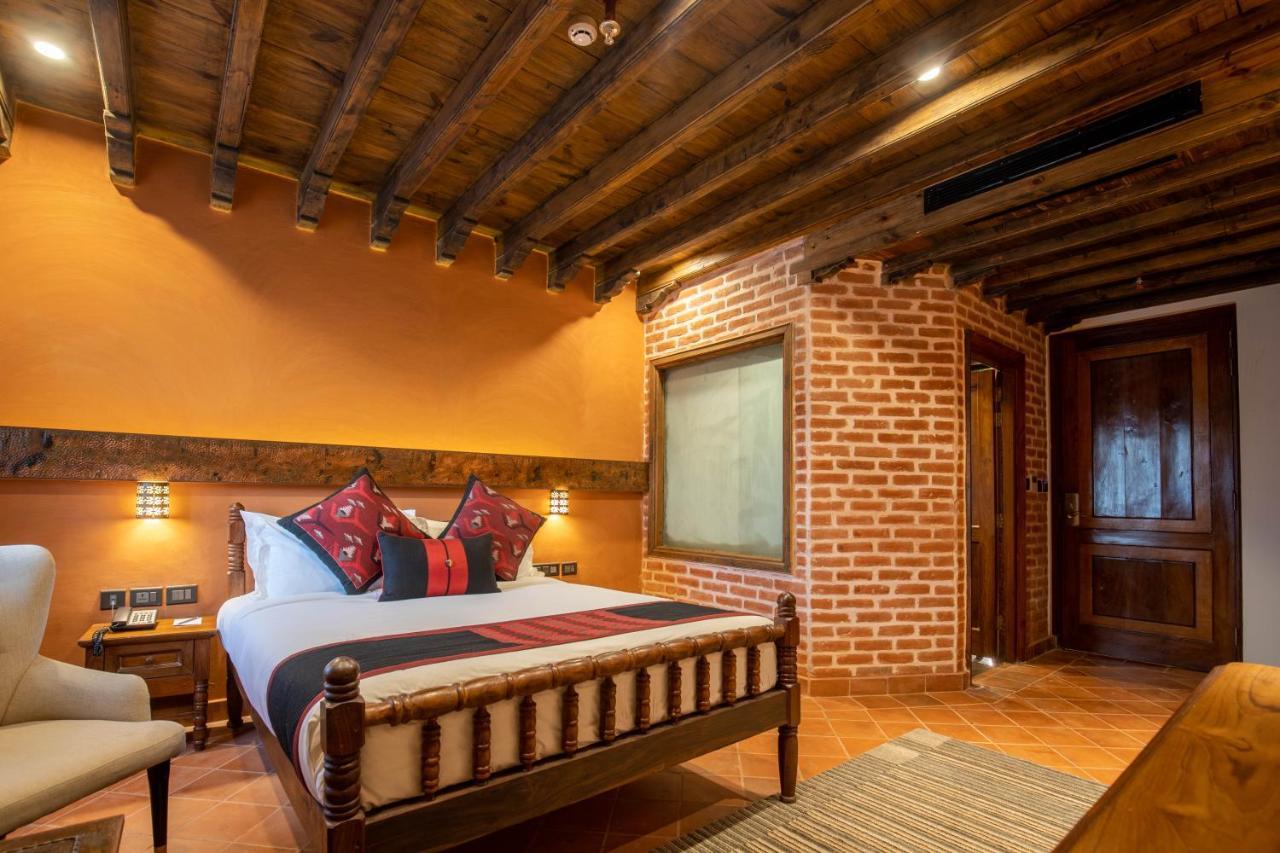 Basera Boutique Hotel Katmandú Exterior foto A room at the hotel