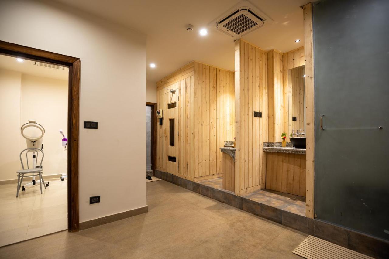Basera Boutique Hotel Katmandú Exterior foto A modern Japanese onsen