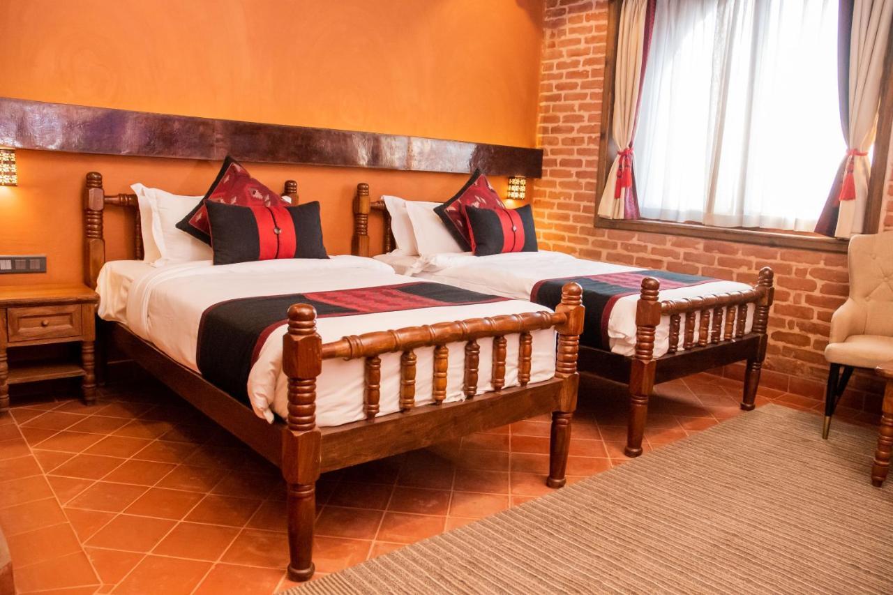 Basera Boutique Hotel Katmandú Exterior foto A room at the hotel