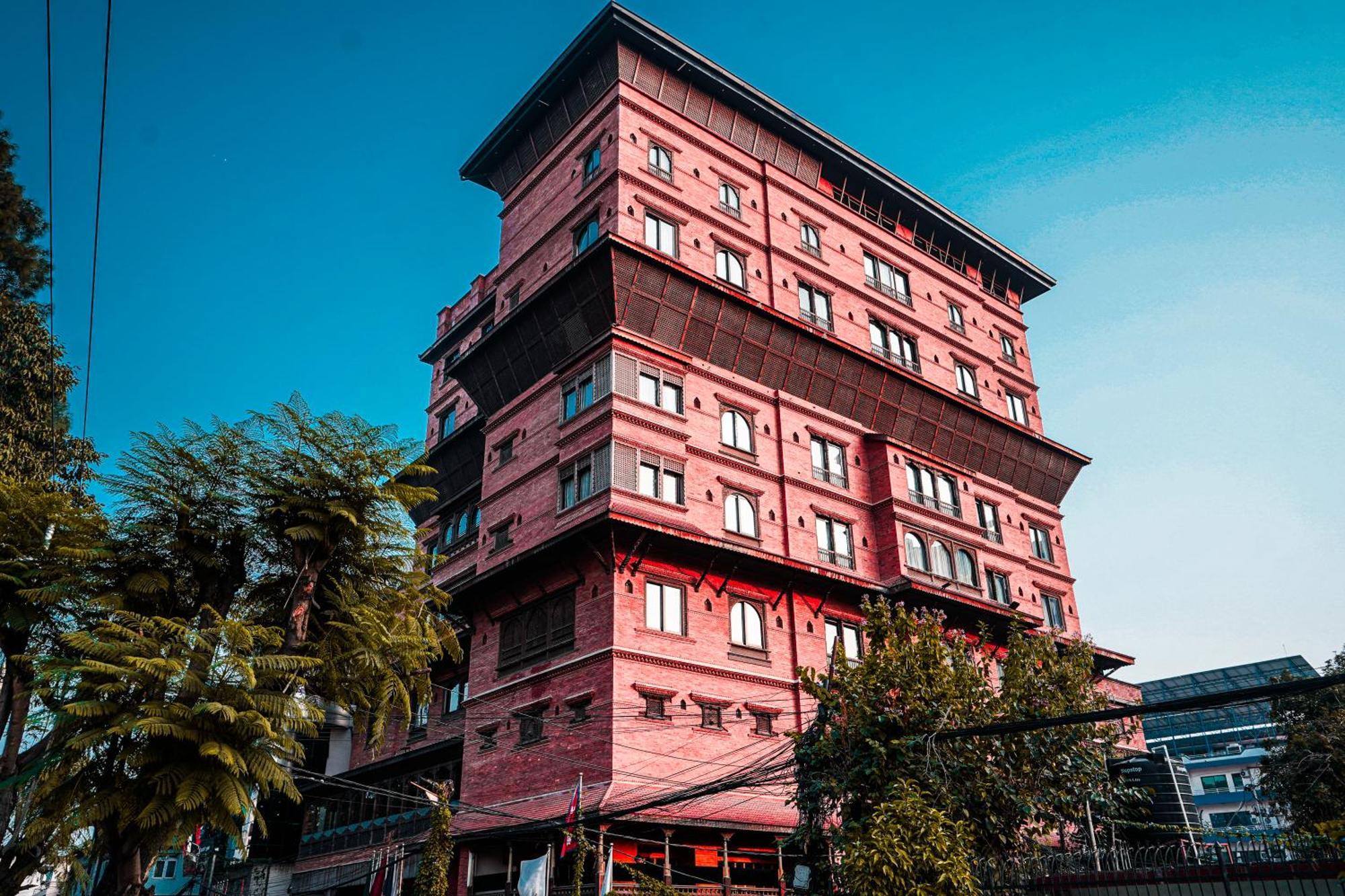 Basera Boutique Hotel Katmandú Exterior foto The Red House